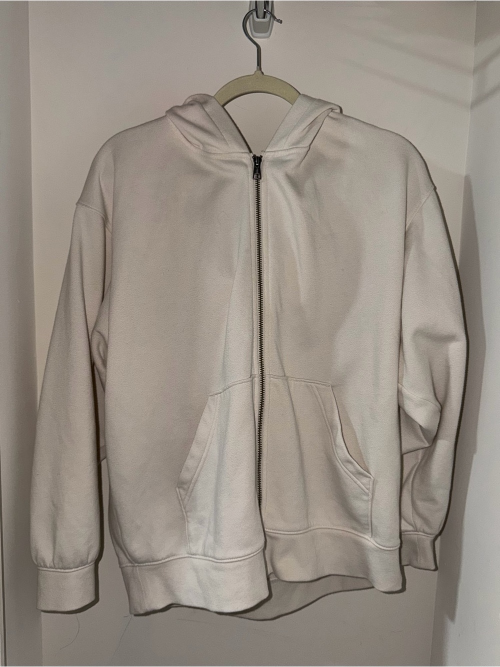 Universal Thread Women’s Cream Zip Hoodie with Hood